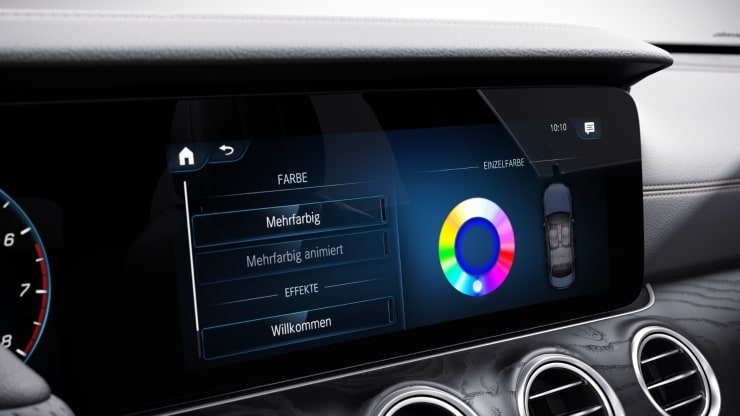 Eclairage d&rsquo;ambiance avec 64 tonalit&eacute;s diff&eacute;rentes et 3 zones de couleur 2