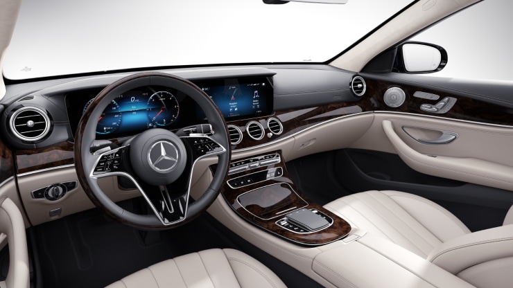 EXCLUSIVE Interieur 2