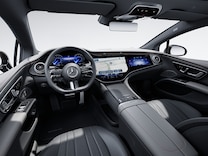 EQS Berlina Hyperscreen MBUX