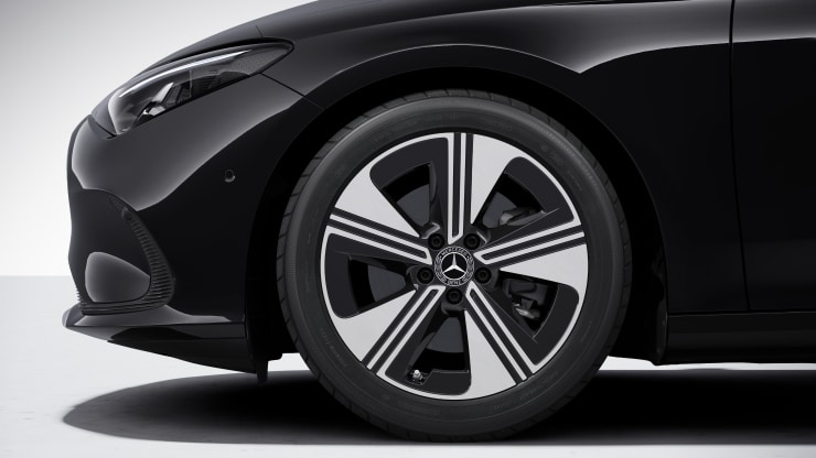 18" Aerodynamik-Leichtmetallr&auml;der im 5-Doppelspeichen-Design Bild 1