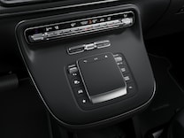 Třída V Poloautomatická klimatizace TEMPMATIC