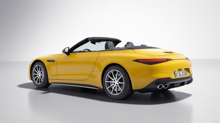 Serienausstattung f&uuml;r Mercedes-AMG SL 43 3