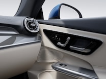 Mercedes-AMG CLE Coupé เบาะนั่งผู้โดยสารด้านหน้าปรับระดับได้ด้วยระบบไฟฟ้าพร้อมหน่วยความจำ