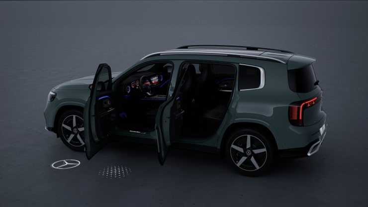 Eclairage de proximit&eacute; avec projection anim&eacute;e du motif Mercedes-Benz&comma; x2 Image 1