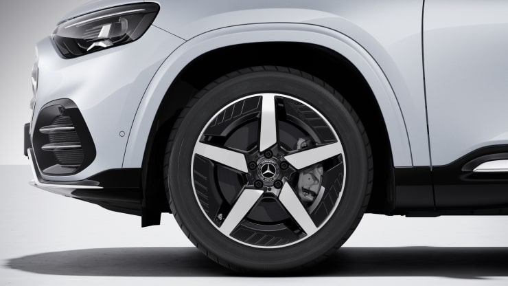 Jantes alliage AMG 19" &agrave; 5&nbsp;branches Image 1