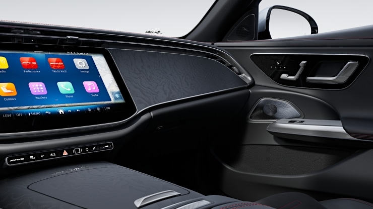 Zierelemente Holz Esche schwarz offenporig hinterleuchtet mit Mercedes-Benz Pattern 3