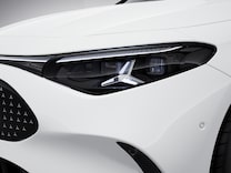 CLA Sedan 多光束智慧型 LED 頭燈