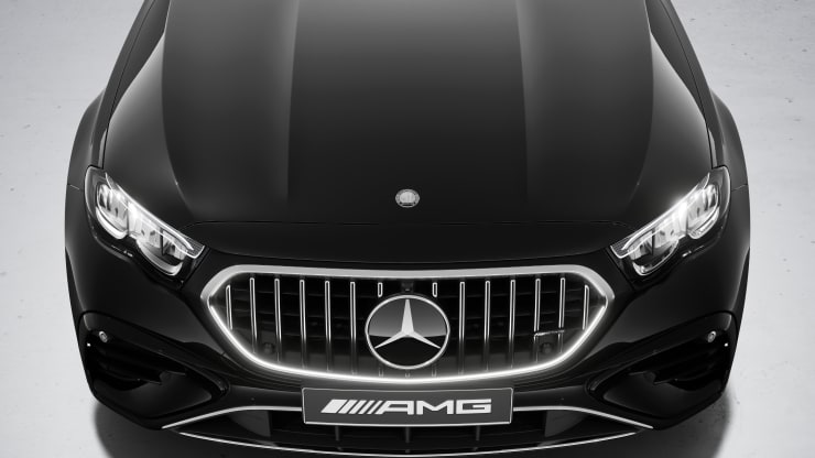Ext&eacute;rieur Mercedes-AMG 4