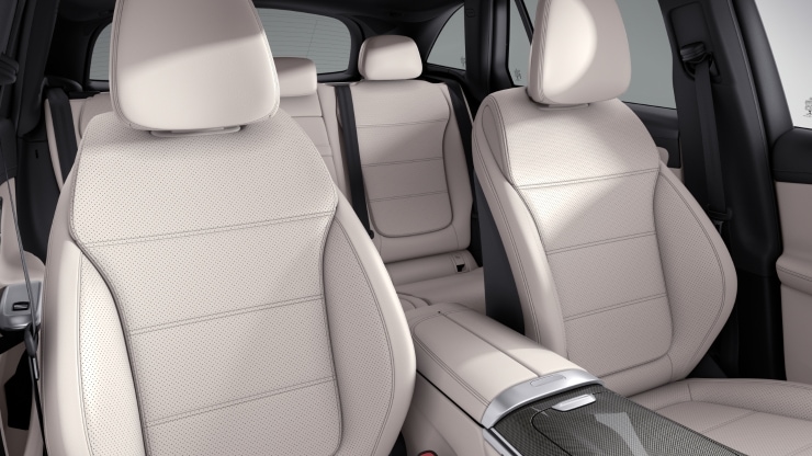 Multikontursitze f&uuml;r Fahrer und Beifahrer 2