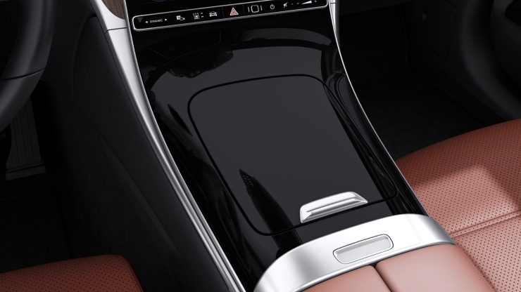 Mittelkonsole in Schwarz hochgl&auml;nzend 1