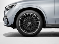 GLC Braking system with larger brake discs on the front axle