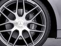 Mercedes-AMG GT 4-Dörrars Coupé Bromsok, silverlackerat