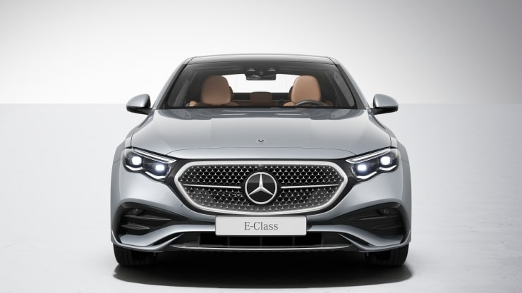 K&uuml;hlergrill beleuchtet 1