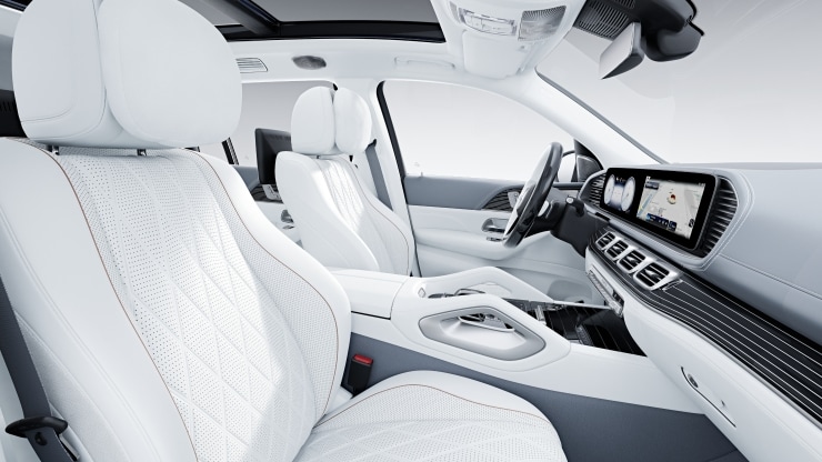 Multikontursitze f&uuml;r Fahrer und Beifahrer 4