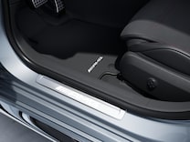 E-Class Sedan AMG腳踏墊