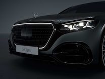 S-Class Saloon Radiator grille with illuminated surround