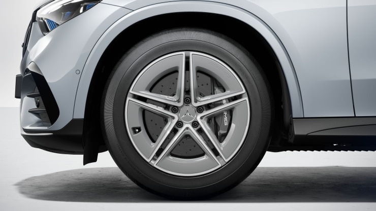 Mercedes-AMG &ndash; wyposa&zdot;enie nadwozia 2