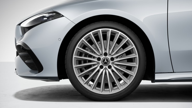 Obręcze kół AMG ze stopów metali lekkich, 19” Zdjęcie 1