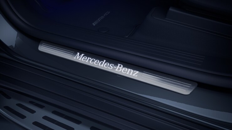 Einstiegsleisten vorn mit "Mercedes-Benz"-Schriftzug 2