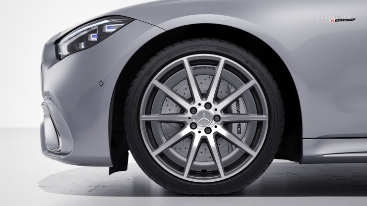 50,8 cm (20") AMG Leichtmetallräder im 10-Speichen-Design Bild 1