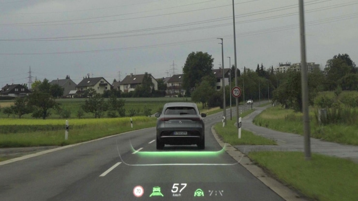 MBUX Augmented Reality Head-up-Display 2