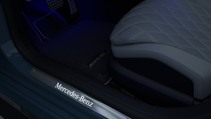 MANUFAKTUR – podświetlane listwy progowe z napisem „Mercedes-Benz” Zdjęcie 1
