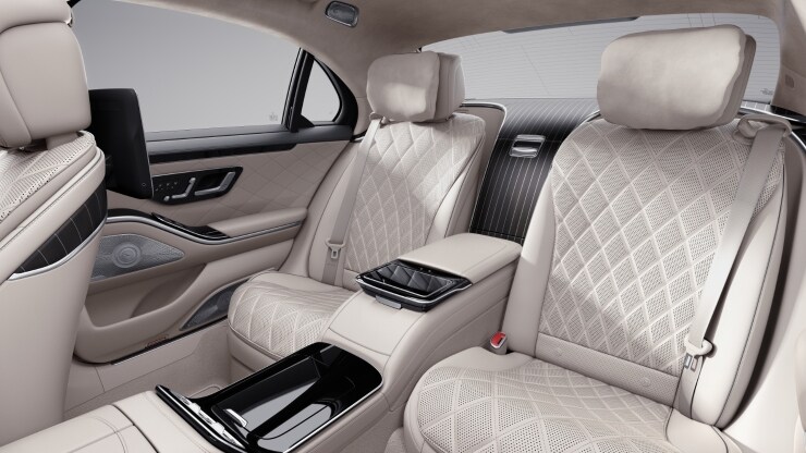 First-Class Fond 1