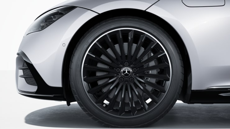 21" AMG Leichtmetallräder im Vielspeichen-Design Bild 1