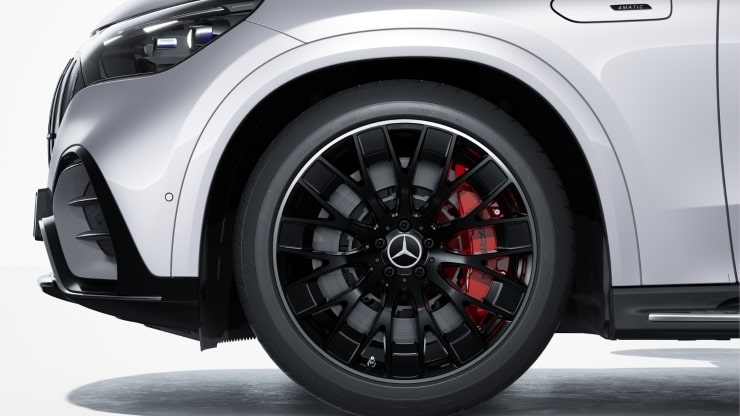 53,3 cm (21") AMG Leichtmetallräder im Y-Speichen-Design Bild 1