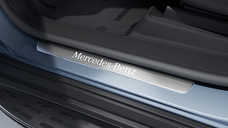 MANUFAKTUR Einstiegsleisten mit Schriftzug "Mercedes-Benz", beleuchtet 1