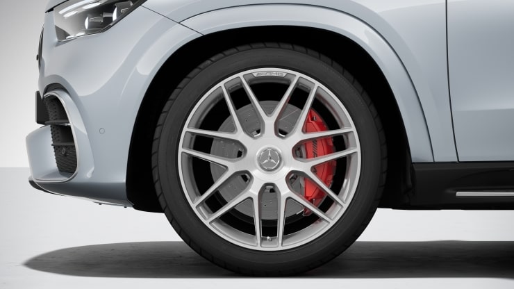 Jantes forgées AMG 22" à branches en Y Image 1
