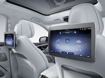 EQS MBUX High-End Rear Seat Entertainment System