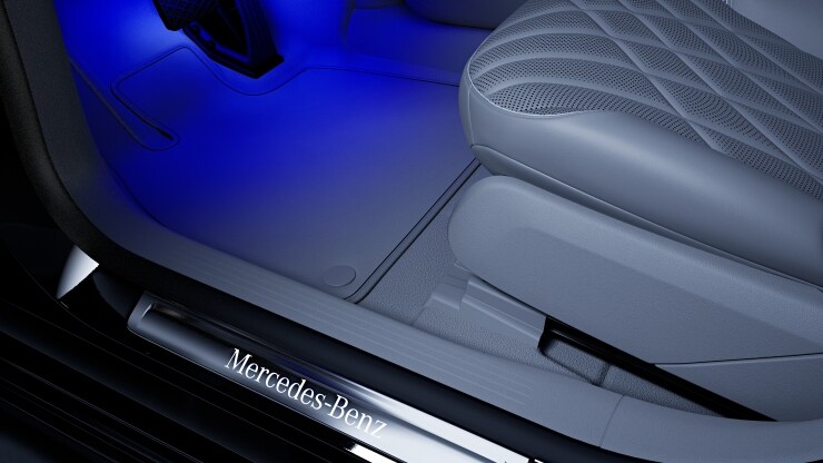 Einstiegsleisten mit "Mercedes-Benz" Schriftzug&comma; beleuchtet Bild 1