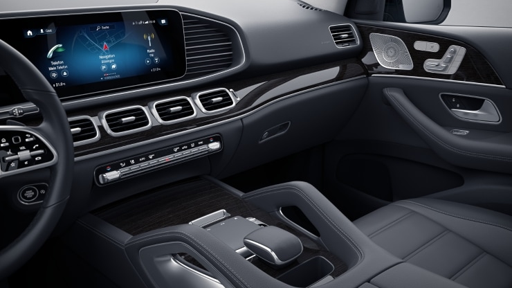 EXCLUSIVE Interieur 2