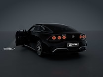 Mercedes-AMG GT 4 Porte Coupé Illuminazione ambientale con proiezione di logo del marchio