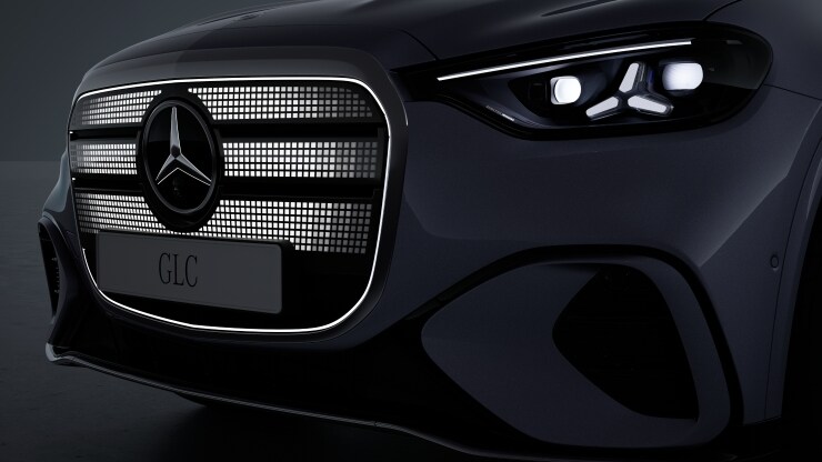Mercedes-Benz ikonischer Grill mit beleuchtetem Panel Bild 1
