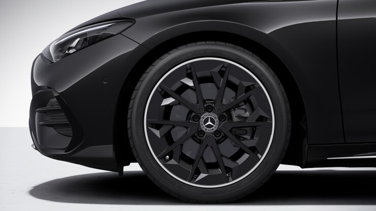 Jantes alliage AMG 19" &agrave; 5 doubles branches finition noir brillant&sol;naturel brillant Image 1