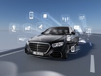 Mercedes-Maybach S-Klasse Digitales Extra: Rückwärts-Rangier-Funktion