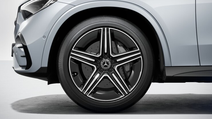 20" AMG Leichtmetallr&auml;der im 5-Speichen-Design Bild 1