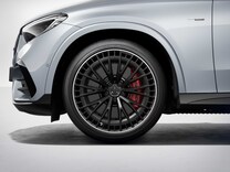 Mercedes-AMG GLC Coupé red-painted brake callipers