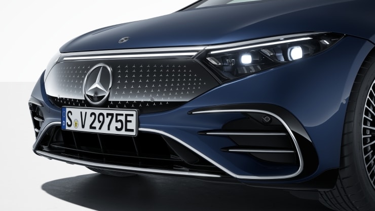 Kühlerverkleidung mit Mercedes-Benz Pattern 1