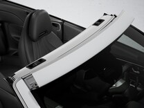 Mercedes-AMG CLE Cabrio AIRCAP - szélvédőkeretbe integrált elektromosan működtethető szélterelő elem