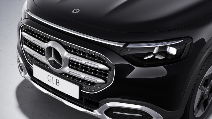 Kühlergrill beleuchtet mit Mercedes-Benz Pattern in Chrom 2