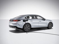 Classe C Berline Système de charge à courant continu (charge CC avec 400&nbsp;V en plus)