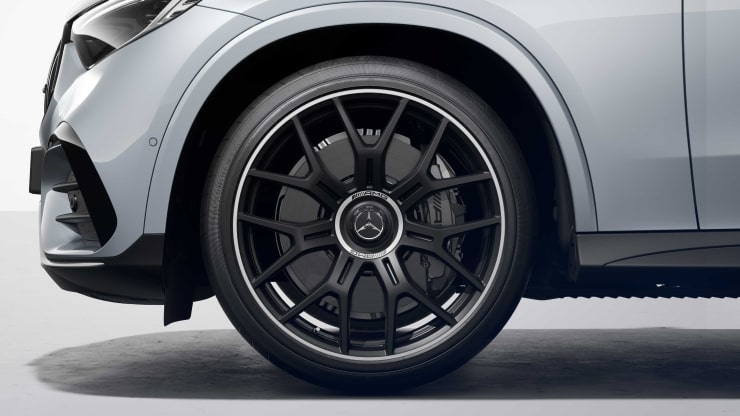 21" AMG Schmiederäder im Kreuzspeichen-Design Bild 1