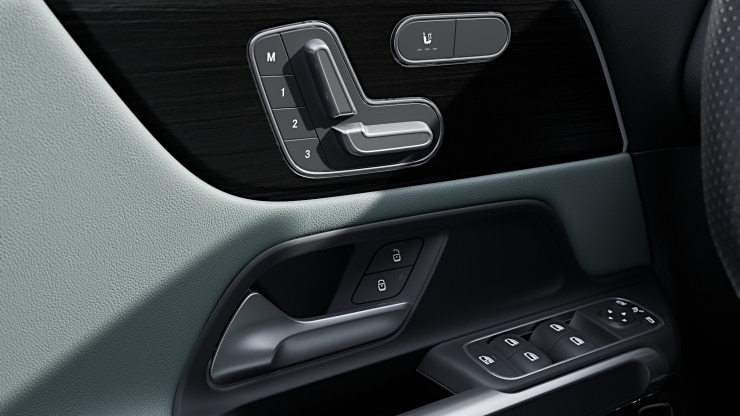 Siège conducteur à réglages électriques avec fonction Mémoires Image 1