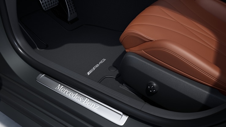 Einstiegsleisten mit "Mercedes-Benz" Schriftzug, beleuchtet und mit Wechselcover Bild 1
