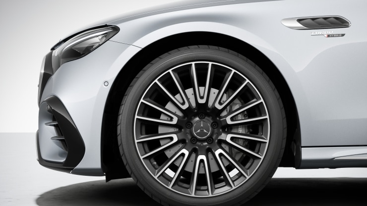 Jantes alliage AMG 20" à 10 doubles branches, Noir mat / Naturel brillant Image 1
