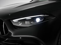 Mercedes-AMG Classe A Berlina compatta MULTIBEAM LED