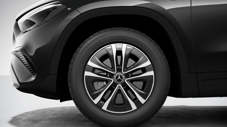 Dotation de série pour Mercedes-Benz GLA 250 e avec technologie hybride EQ 5